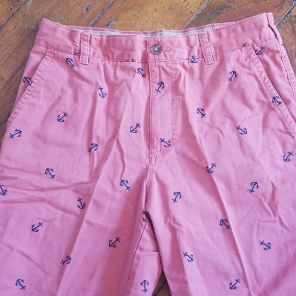 IZOD Mens shorts - Picture 2 of 4